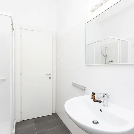 Baldo By In Apartment